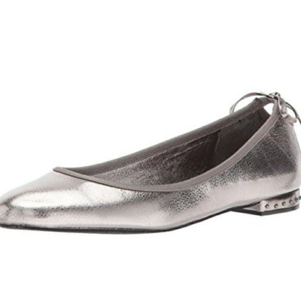 NWOT Adrianna  Papell Stud Heel Ballet Flats